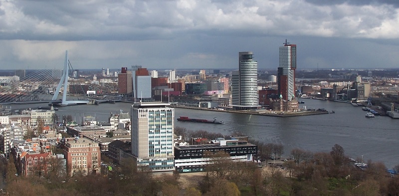 Energie-​Zukunft Rotterdam: Dampf, Dach­gärten, Windkraft