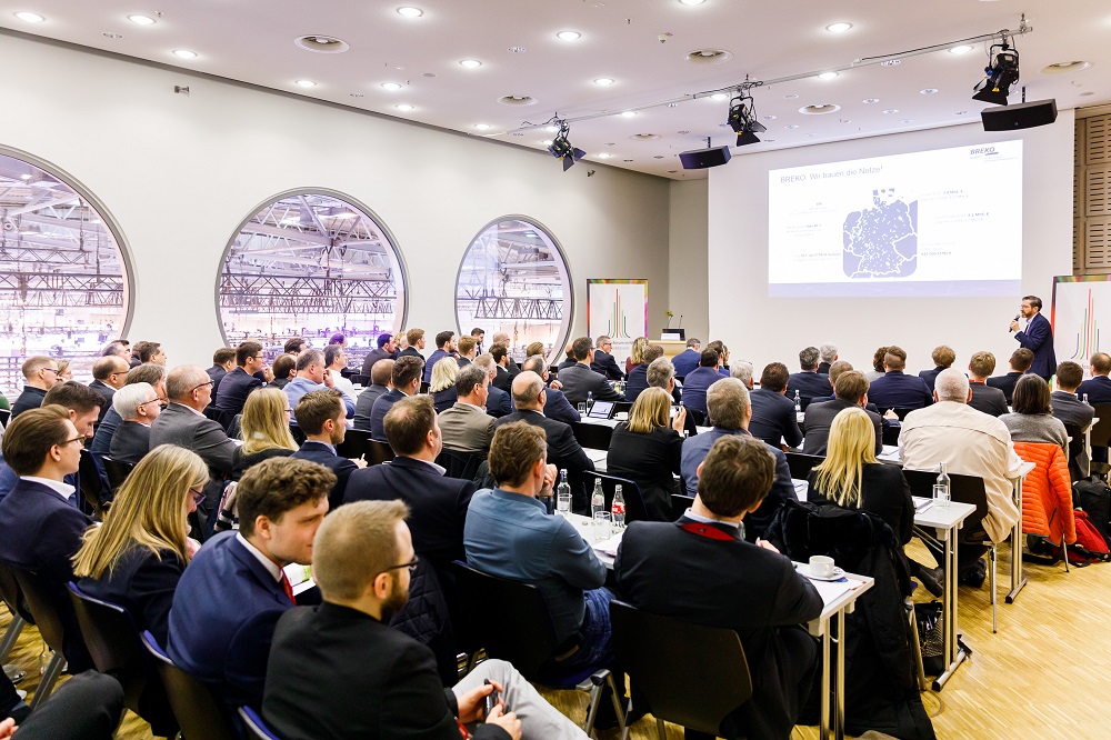 Die Fachkongresse und -Workshops zur E-world zielen immer mehr auch auf die Immobilienwirtschaft ab. Foto: Udo Geisler / Messe Essen